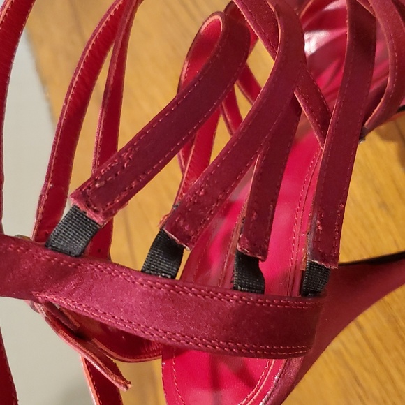 Like NEW Cesare Paciotti fuschia strappy heels - Picture 8 of 16